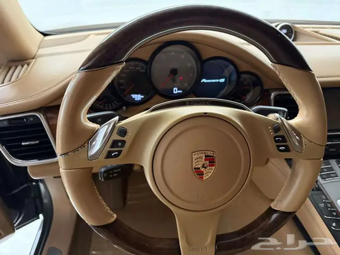 بورش بناميرا 4 S مخزنه 9