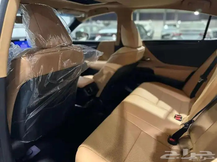 لكزس ES300 هايبرد موديل 2025 (عرض50 50 بنك الانماء بدون ربح 14