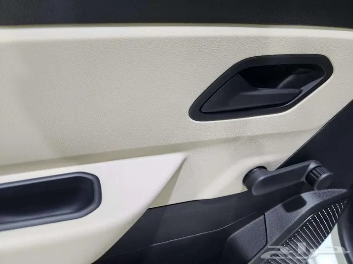 رينو داستر اي 13