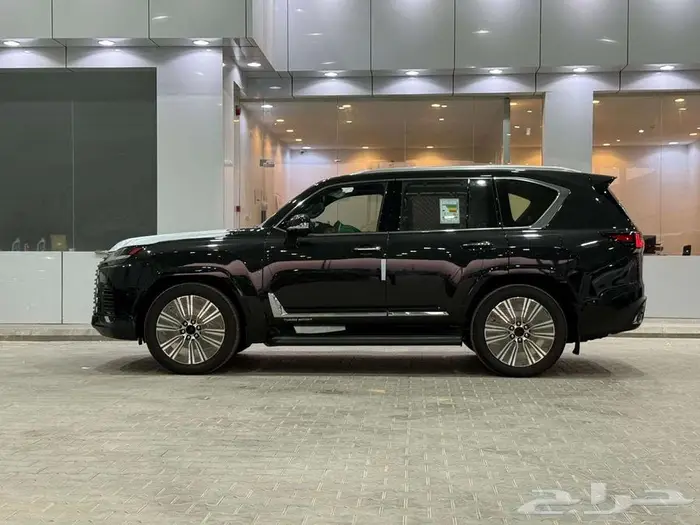 لكزس LX 600 BB موديل 2025 - بريمي 2