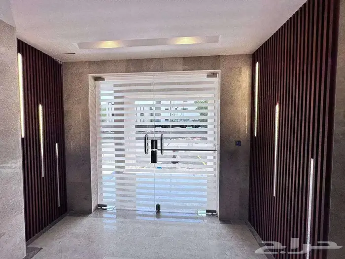 شقة جديدة فاخرة للإيجار السنوي في حي الشرائع 1