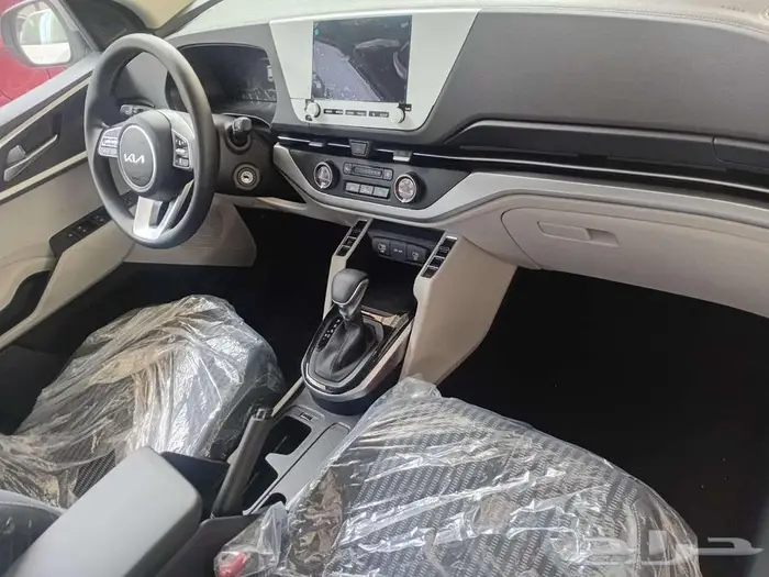 كيا كارينز 2025 GL 9