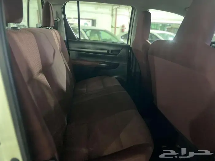 تويوتا هايلوكس غمارتين بنزين2022 11