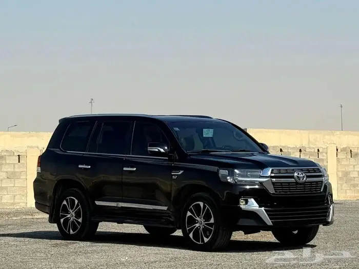 تويوتا لاند كروزر 2014 مرهم 2021 5