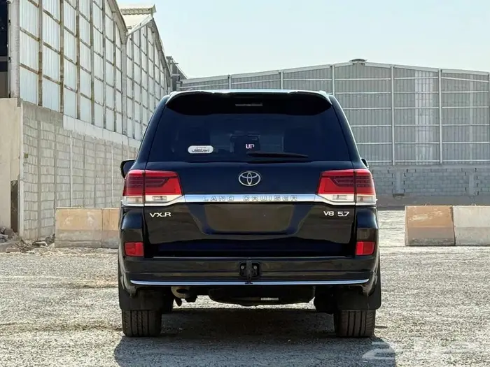 تويوتا لاند كروزر 2014 مرهم 2021 9