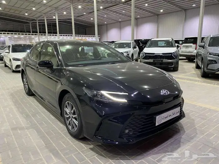 تويوتا كامري 2025 E ستاندر اسود سعودي 14