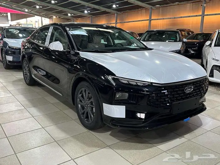 فورد تورس تيتاينوم 2025 بسعر ممبز لفتره محدوده 141540 0