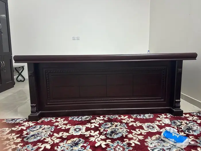 طاولة مكتب للبيع نظيفة جدا 0