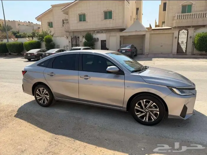 تايوتا يارس 2024 Y PLUS 2