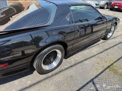 للبيع بونتياك مالك واحد موديل 1985 Pontiac transam T tops index