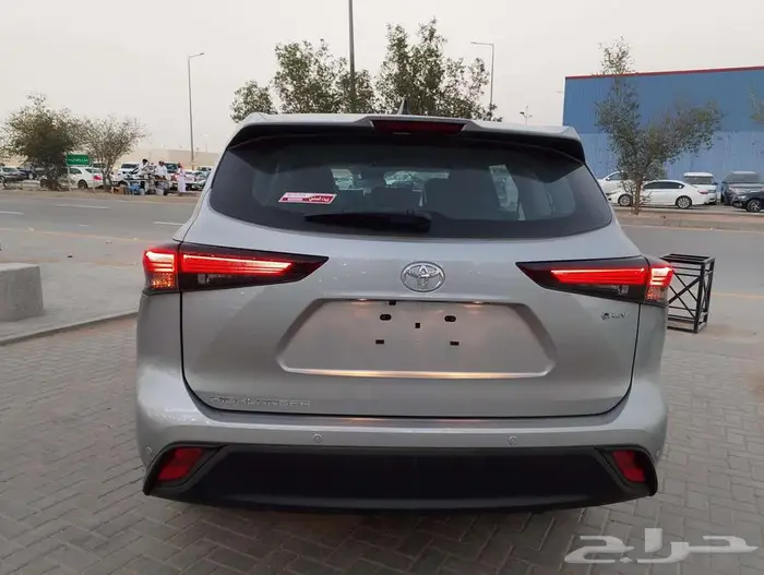 تويوتا هايلاندر ستاندر دبل 2025 1