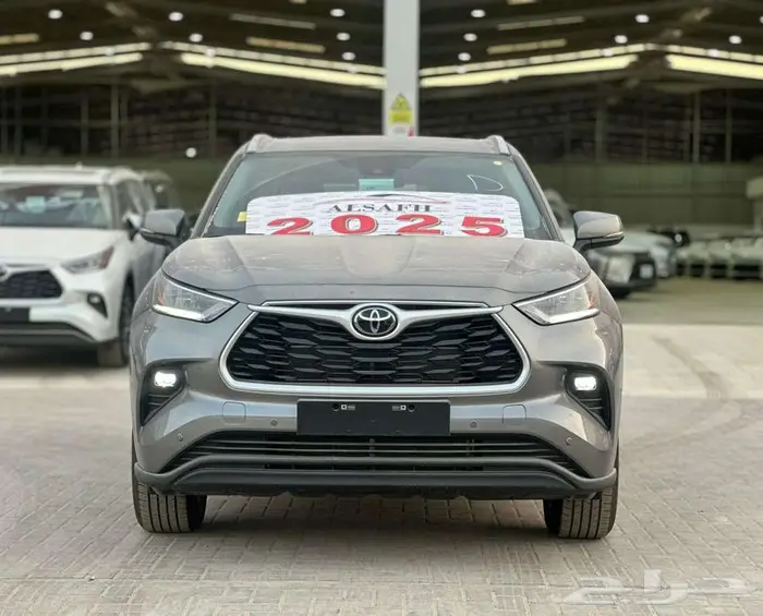 الاقل سعرا تويوتا هايلاندر GLE نص فل موديل 2025 0