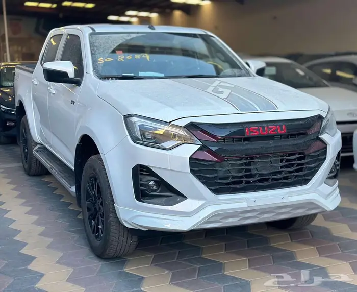 ايسوزو ديماكس GT 2025 0