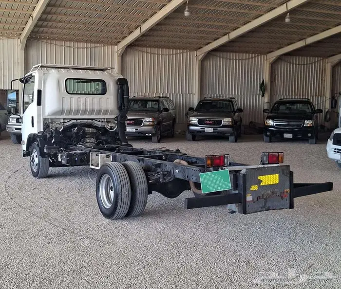 دينا شاص 5 متر قير عادي 2012 7