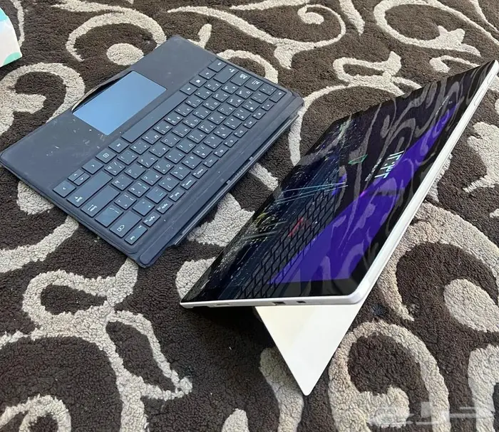 للبيع لابتوب مايكروسوفت سيرفس برو 7 7