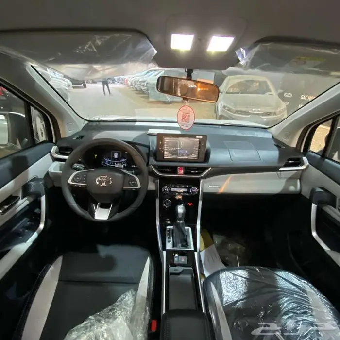 تويوتا فيلوز GLX موديل 2025 4