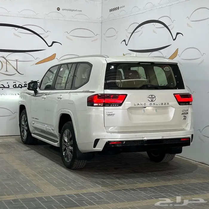 تويوتا لاندكروزر GXRS بنزين الساير 2025 بسعر 329000 2