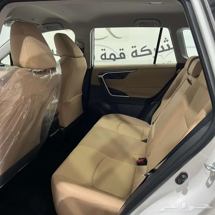 تويوتا راف فور LE بنزين دبل 2025 بسعر 101000 5