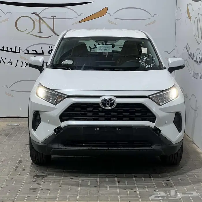 تويوتا راف فور LE بنزين دبل 2025 بسعر 101000 1