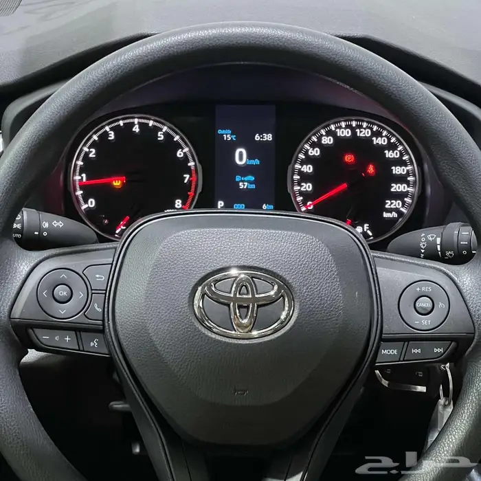 تويوتا راف فور LE بنزين دبل 2025 بسعر 101000 7