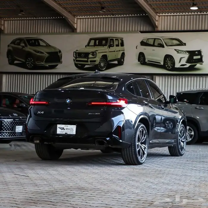 بي ام دبليو X4 Drive 30i موديل 2025 فل كامل كت M 14