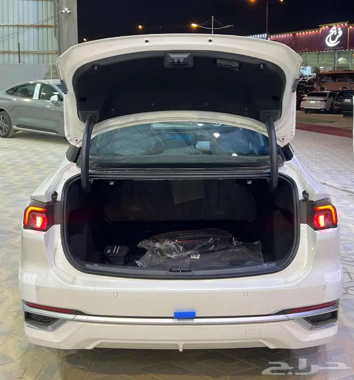 فورد توروس تيتانيوم 2026 ( صيانات مجانيه) 4