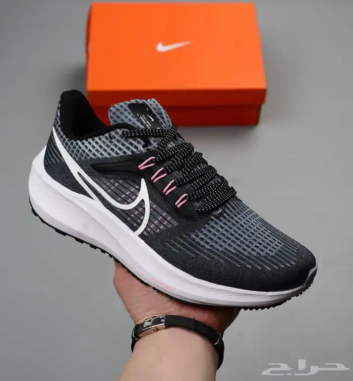 شوزات جزمة نايك اديداس اصليه باسعار حلوه 61