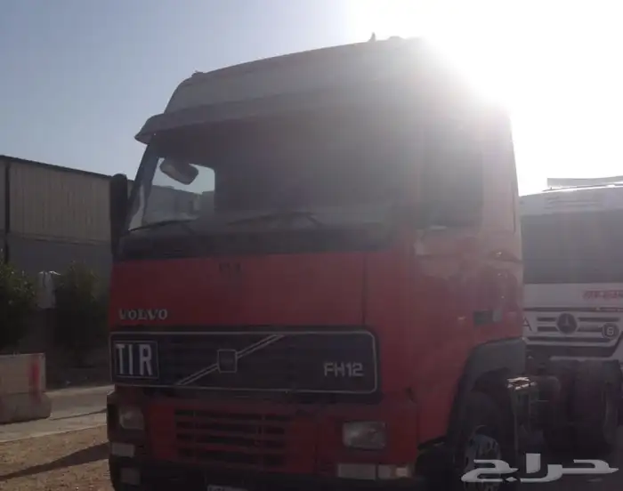 شاحنة فالفو 2000 للبيع 1