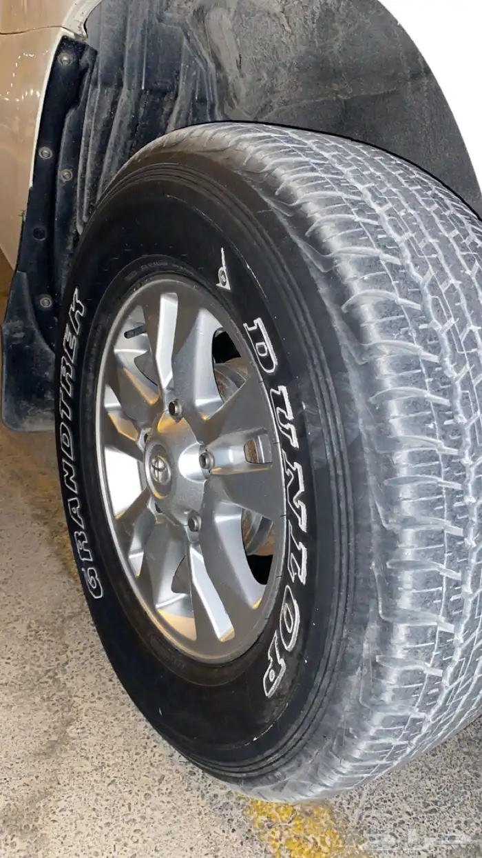 جنوط لاندكروزر وكالة 3