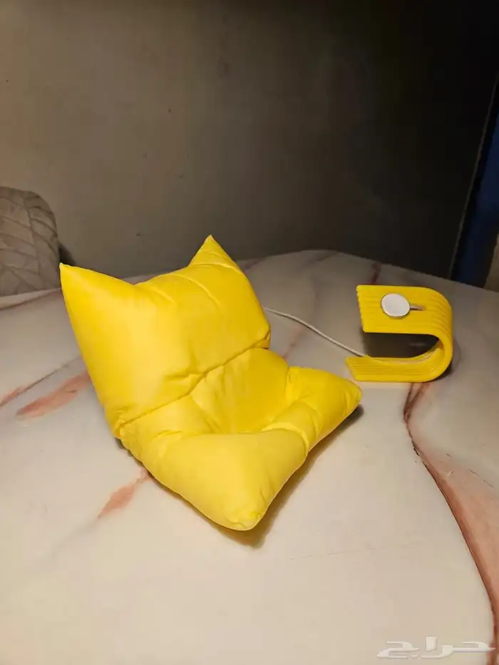 ستاند جوال مع حامل الساعة 2