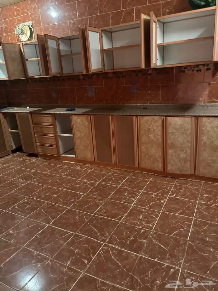 بيت للايجار في العلا في قريه مغيره 1