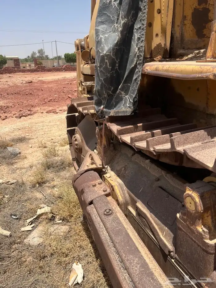 للبيع بلدوزر كوماتسو 155 9