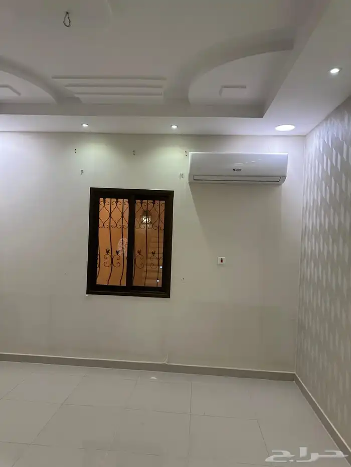 فيلا سكنيه للإيجار 12