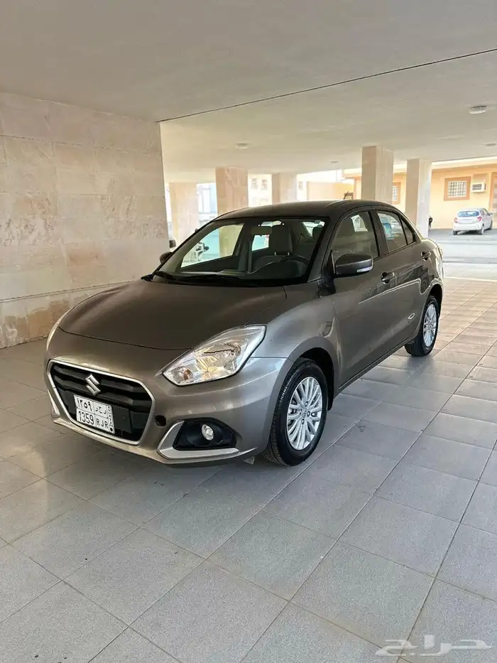 مجموعة من السيارات 8