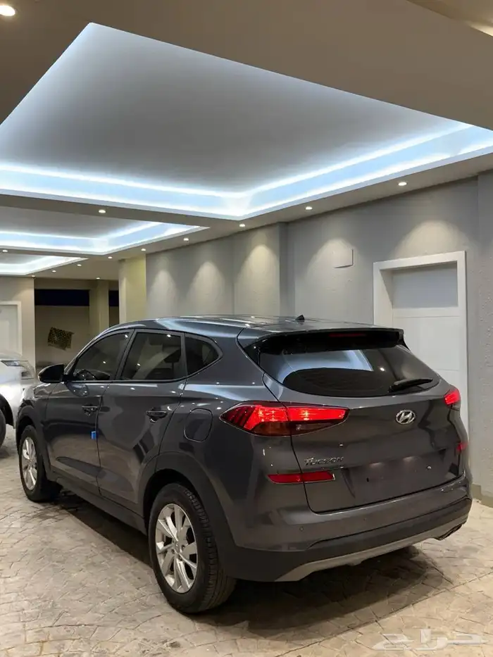 توسان 2020 بحالة الوكالة ( ديزل ) 4