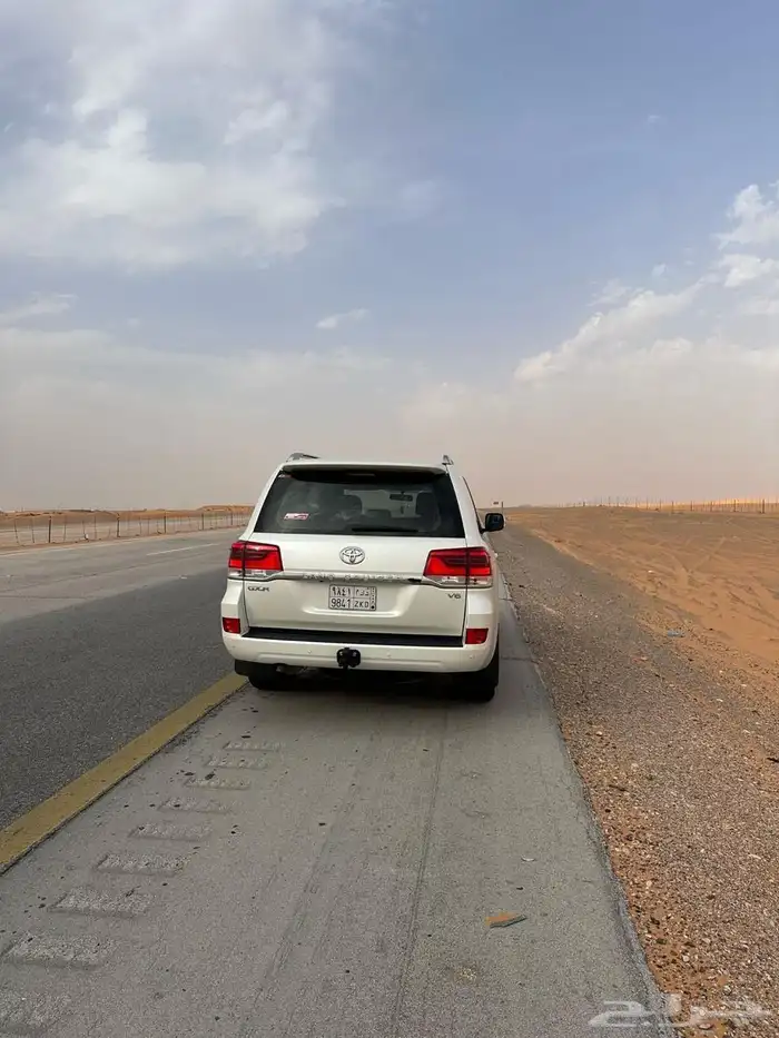 لاندكروزر GXR (6سلندر ) 0