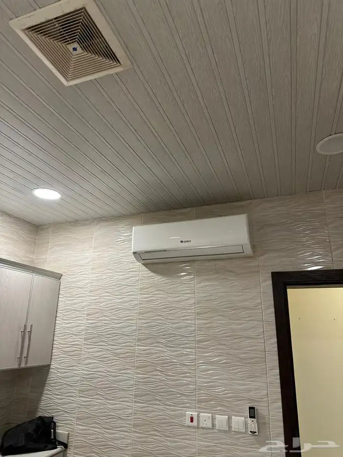 فيلا سكنيه للإيجار 11