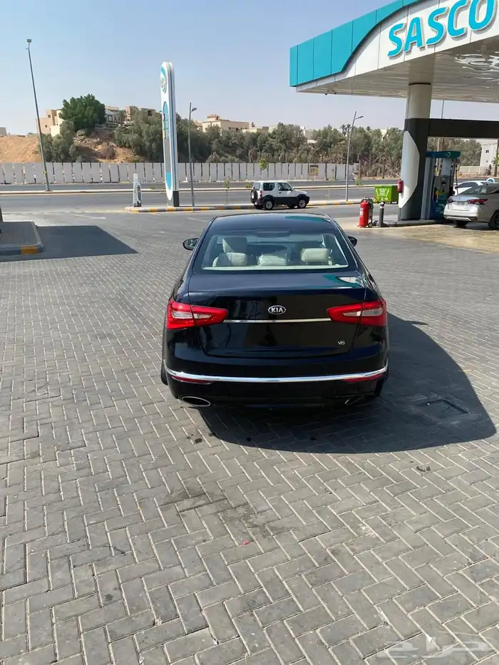 كيا كادنزا 4
