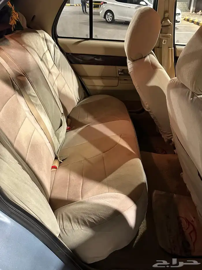 فورد ماركيز 2011 16