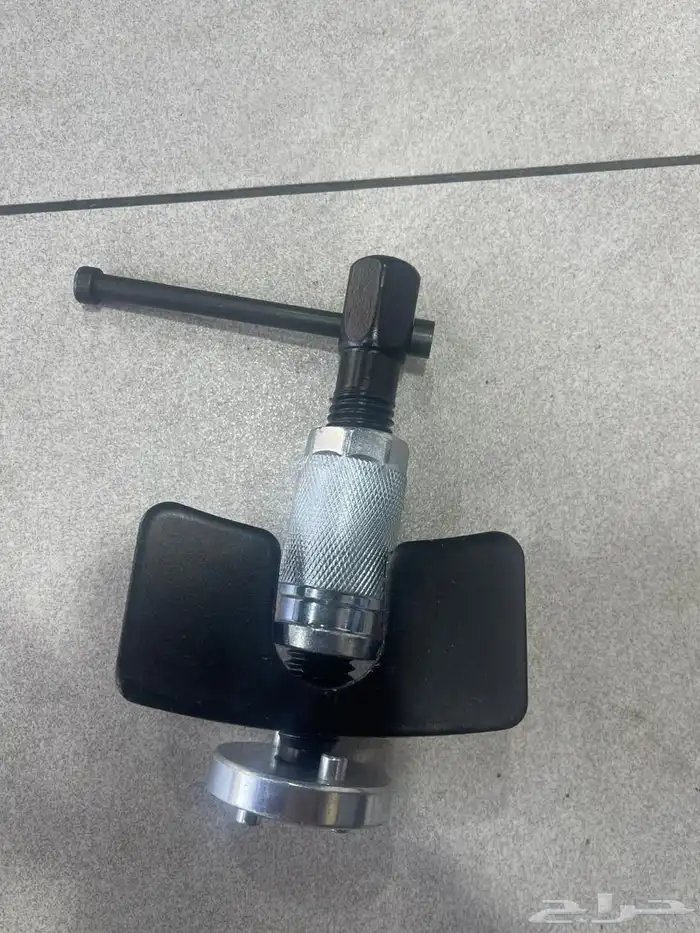 تبديل فحمات ورشة صيانة سيارات 1