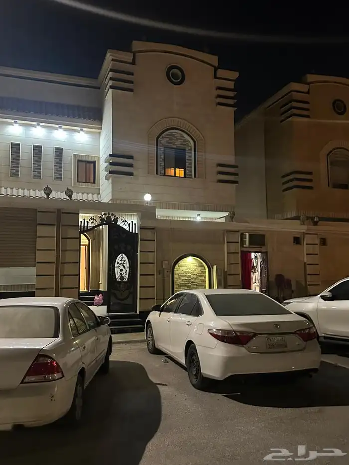 فيلا سكنيه للإيجار 2