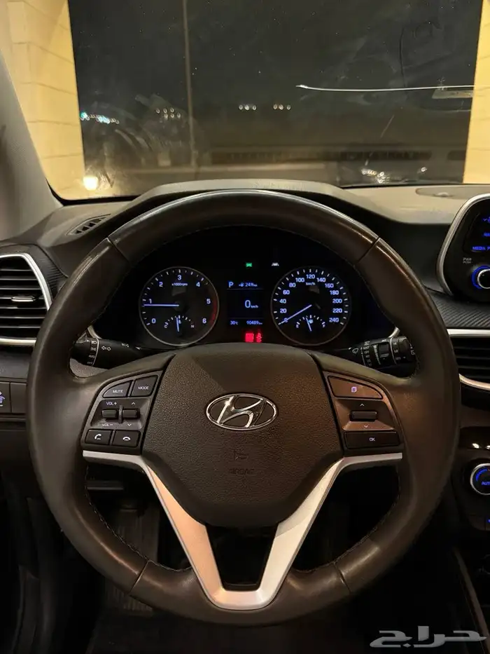 توسان 2020 بحالة الوكالة ( ديزل ) 11