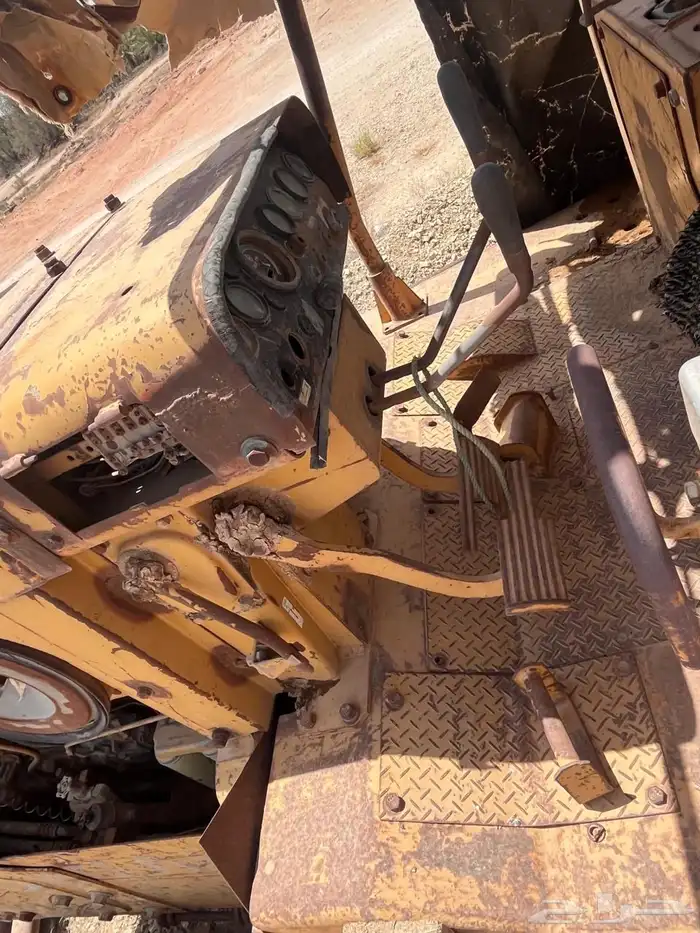 للبيع بلدوزر كوماتسو 155 4