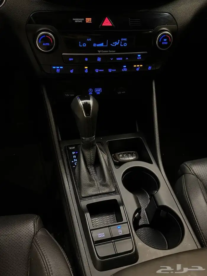 توسان 2020 بحالة الوكالة ( ديزل ) 12