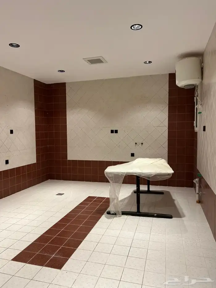 للإيجار دور علوي مع سطح الرياض حي حطين 90.000 3