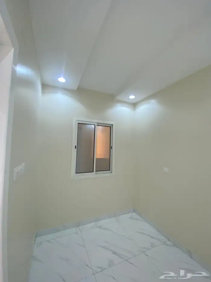 للبيع روف علوى مع ملحق خلف الالماني طريق ابها من 620 الف 20