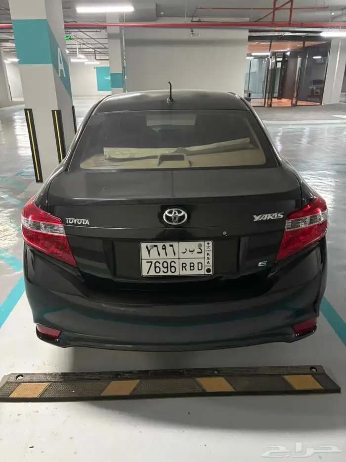 تويوتا يارس ستاندر E 6