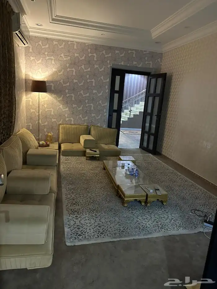 فيلا مميزة الصحافة 60 متر عن انس بن مالك 15