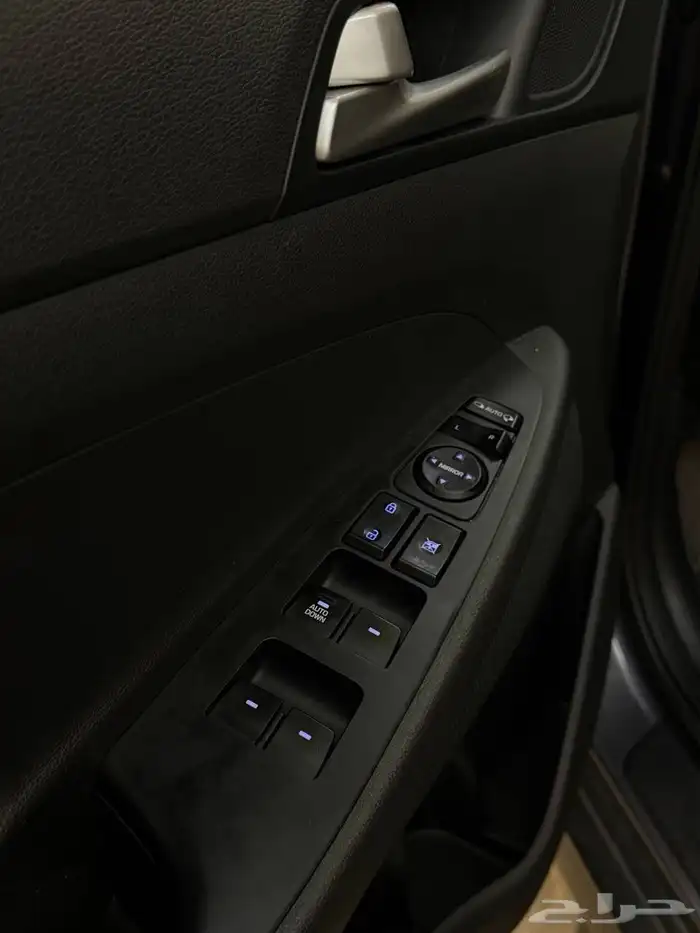 توسان 2020 بحالة الوكالة ( ديزل ) 8