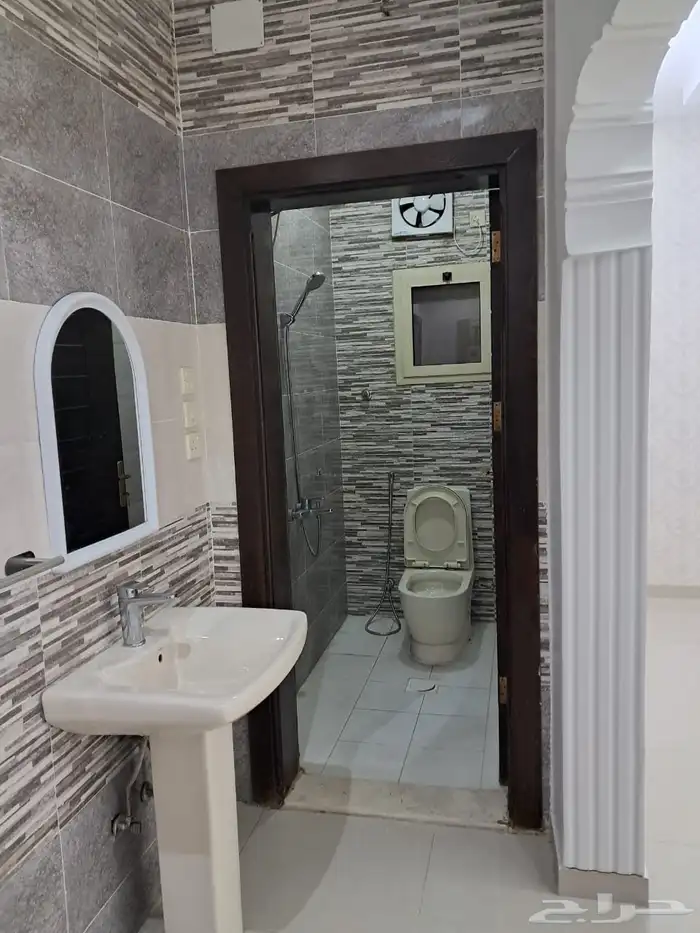 شقه للإيجار 1